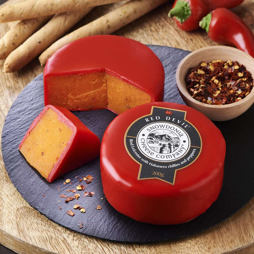RED DEVIL® Red Leicester with Spices