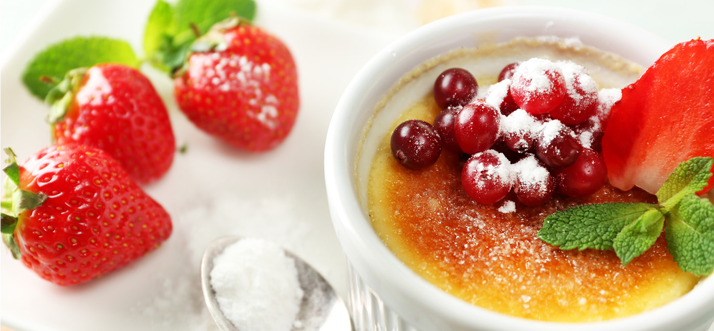 Creme Brûlée mit Little's Instant Coffee „Cardamom Bun“ Creme Brûlée mit Little's Instant Coffee „Cardamom Bun“